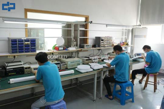 Shenzhen COMLED electronic Technology Co.,ltd productielijn van de fabrikant